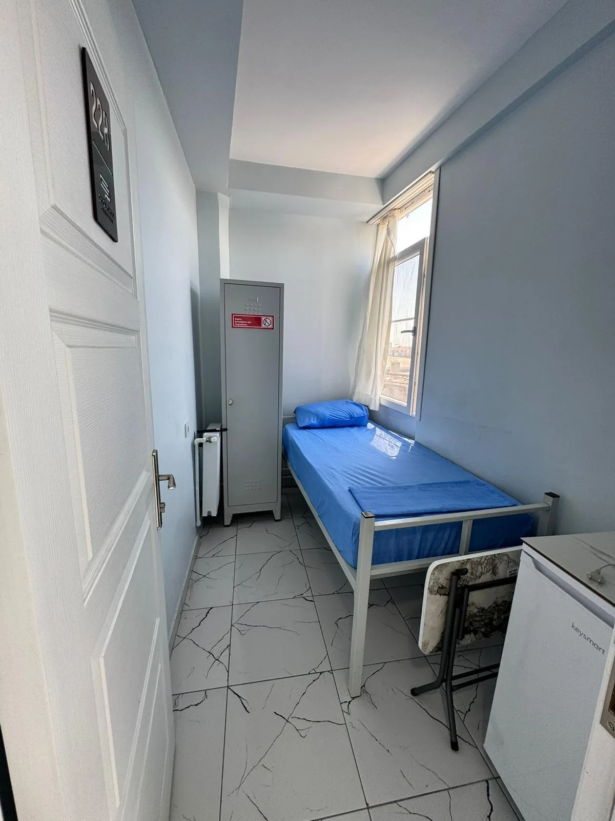 Tek Kişilik + TV (Camlı)